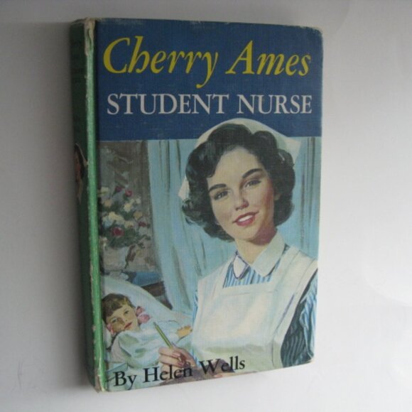 Cherry Ames Student Nurse Book by Helen Wells Vtg - Picture 1 of 14